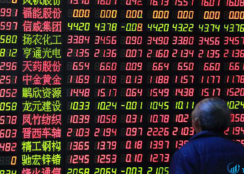 Chứng khoán châu Á giảm khi ca nhiễm COVID-19 tiếp tục tăng nhanh