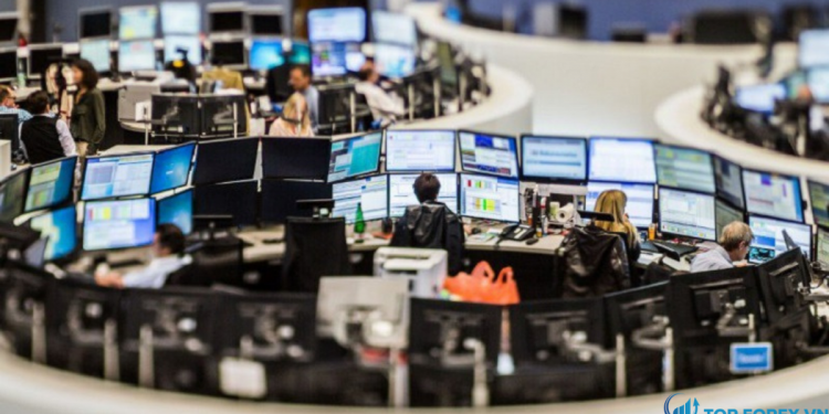 Chứng khoán thế giới đạt kỷ lục khi có hy vọng về vaccin