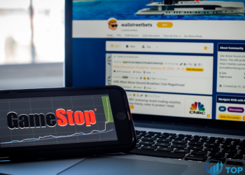 Cổ phiếu GameStop mất gần một phần ba giá trị vào thứ hai