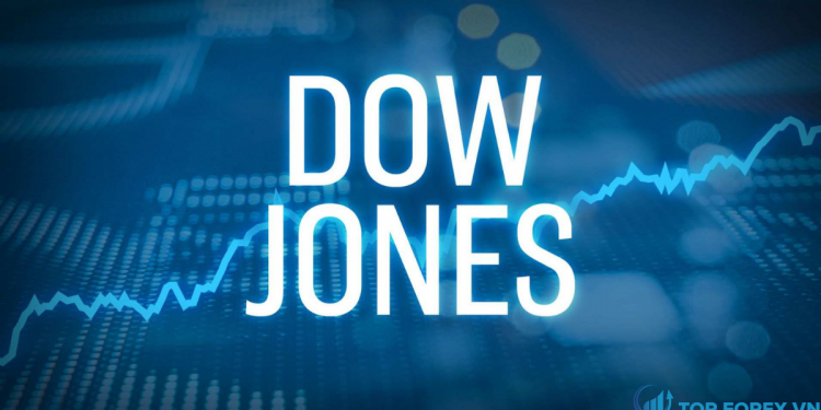 Chỉ số Dow Jones tăng hơn 100 điểm sau khi dự luật cứu trợ Covid được thông qua