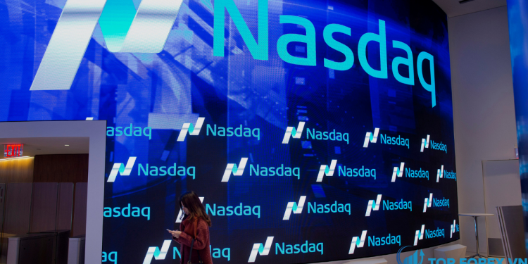 Nasdaq 100 tăng khi lợi tức kho bạc giảm