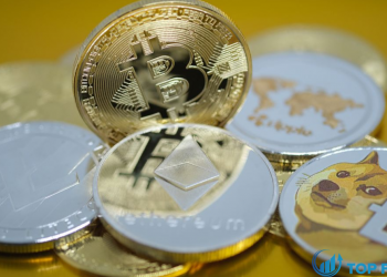 Bitcoin, Ethereum giảm giá khi Dogecoin tăng cao