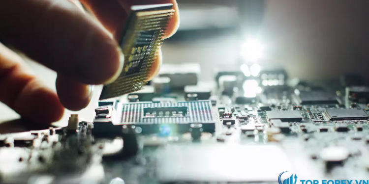 Dell, HP cảnh báo tình trạng thiếu chip sẽ ảnh hưởng đến nguồn cung PC trong năm nay