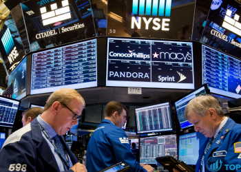 Hợp đồng tương lai của chứng khoán Mỹ chủ yếu đi ngang sau khi Nasdaq giảm tỷ giá gây ra bán tháo