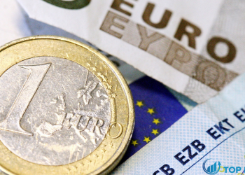 Đồng Euro giảm trước cuộc họp của Ngân hàng Trung ương châu Âu