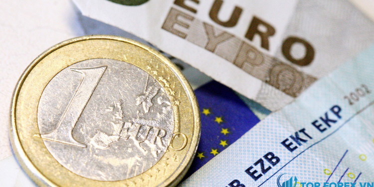 Đồng Euro giảm trước cuộc họp của Ngân hàng Trung ương châu Âu