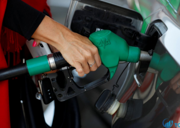 Giá dầu leo lên mức cao nhất trong nhiều năm do COVID phục hồi