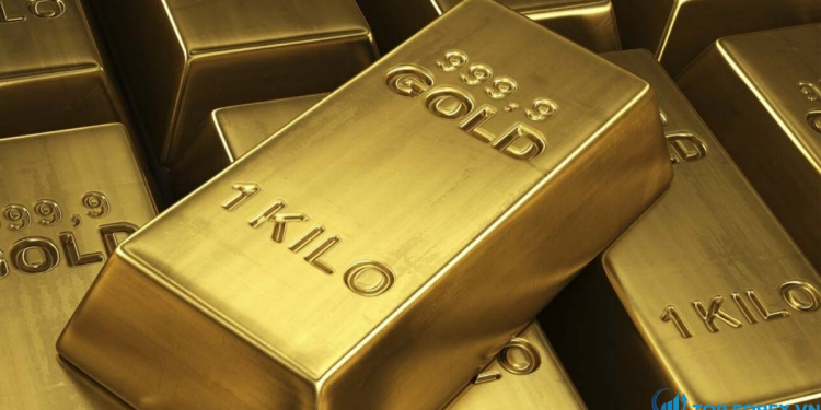 Giá vàng tăng khi lạm phát bất ổn thúc đẩy sự hấp dẫn