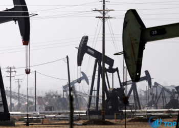 Giá dầu giảm khi biến thể Covid được xác nhận ở Mỹ