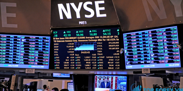 Hợp đồng tương lai giảm trước báo cáo việc làm tháng 11 do lo ngại về omicron xuất hiện