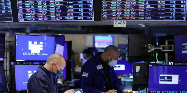 Dow Jones đóng cửa cao kỷ lục trong ngày thứ 2