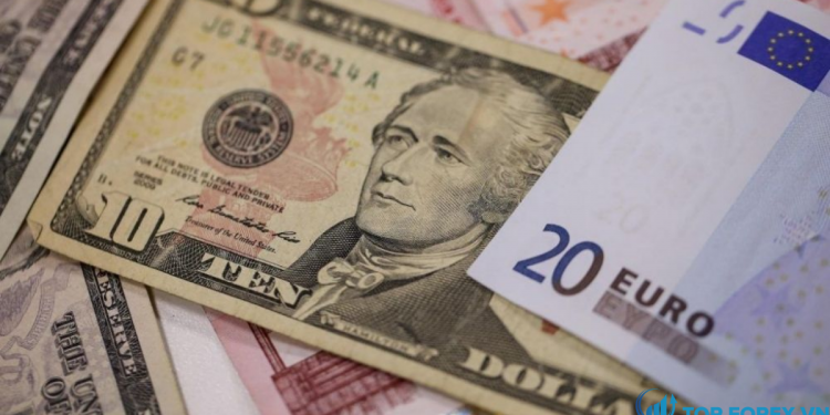 Giá EURUSD Xu hướng tăng giá có thể bắt đầu cung cấp mức hỗ trợ $ 1,11