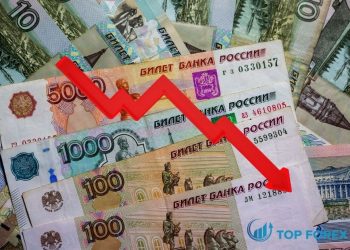 Đồng rúp giảm xuống mức thấp kỷ lục mới, đồng euro trượt giá sau khi phương Tây tăng cường trừng phạt Nga