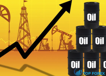 Giá dầu tương lai leo thang khi lo ngại về nguồn cung kéo dài