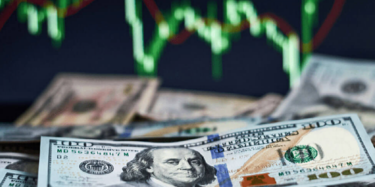 Phân tích kỹ thuật đô la Mỹ: DXY cố gắng vượt đường xu hướng 21 năm