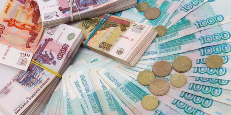 Đồng rúp giảm hơn 10% mức thấp nhất gần 2 tuần