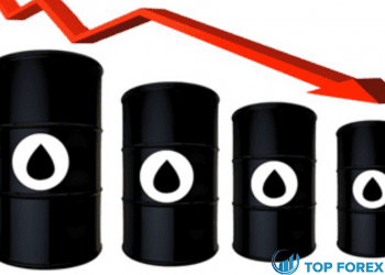 Giá dầu giảm do lo ngại suy thoái, tiêu thụ yếu hơn