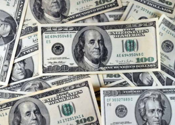 Tỷ giá hối đoái đô la Mỹ Euro tăng trước quyết định lãi suất của Fed