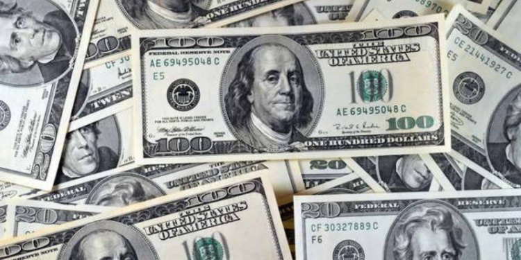 Tỷ giá hối đoái đô la Mỹ Euro tăng trước quyết định lãi suất của Fed