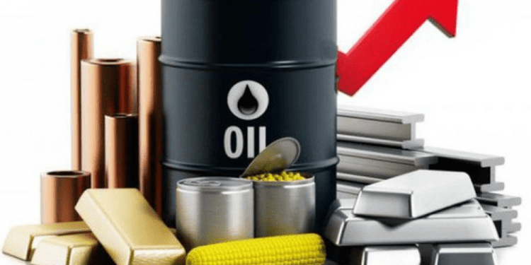 Giá dầu mở cao hơn do EU cấm dầu Nga, kết thúc khóa cửa Thượng Hải