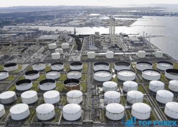 Giá dầu ổn định sau khi giảm mạnh do nhu cầu yếu của Mỹ (