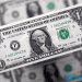 Đồng đô la tạm dừng đà tăng trên diện rộng