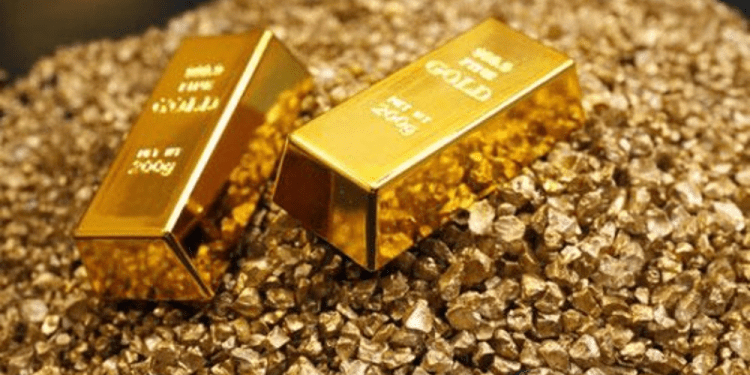 Giá vàng tăng cao hơn khi đồng đô la giảm trước dữ liệu CPI