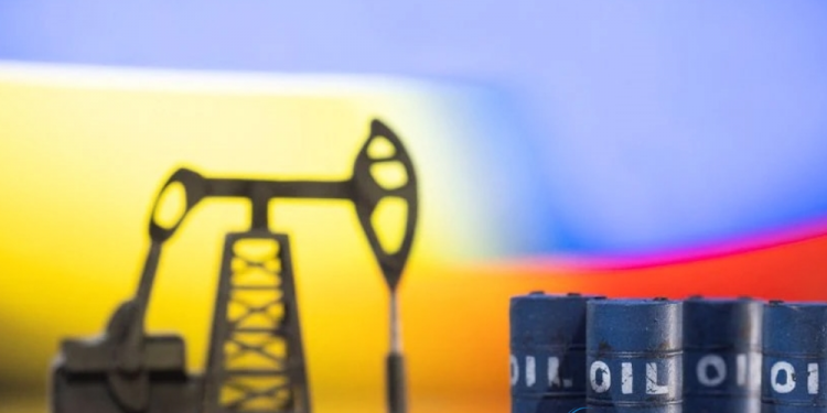 Giá dầu giảm nhẹ, giảm mức cao nhất trong 5 tuần