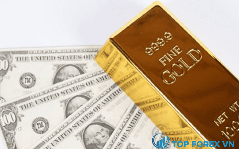 Giá vàng bị áp gần $ 1,650, đồng giảm giá do lo ngại kinh tế