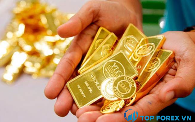 Lượt giá vàng do lợi suất tăng, giảm đồng do lo ngại về nguồn cung