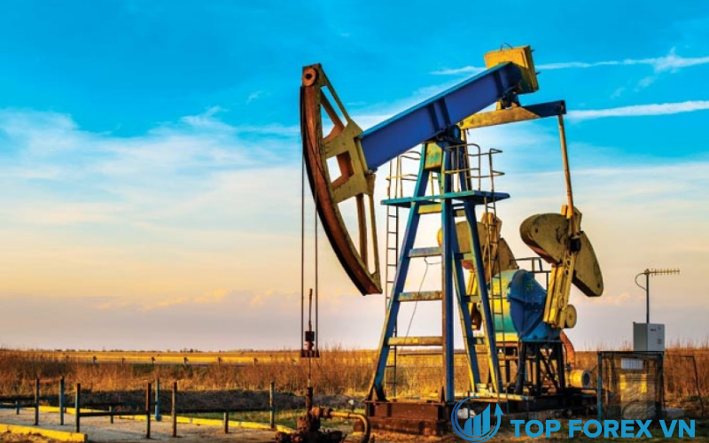 Giá dầu giảm khi lo ngại về sự gián đoạn nguồn cung giảm bớt