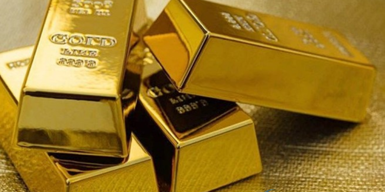 Giá vàng tăng trên 1.700 khi đồng đô la suy yếu