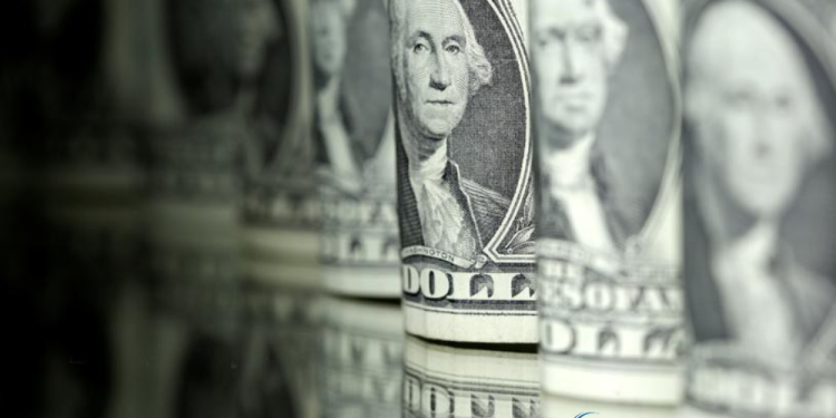 Đồng đô la vẫn tăng trên thị trường việc làm kiên cường của Hoa Kỳ