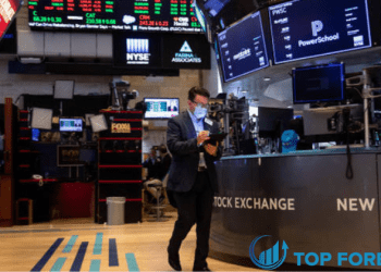 Chứng khoán Mỹ giảm điểm trước phiên điều trần của Chủ tịch Fed 