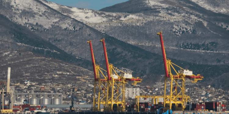 Dầu tăng, chứng khoán giảm sau cuộc binh biến ngắn ngủi ở Nga