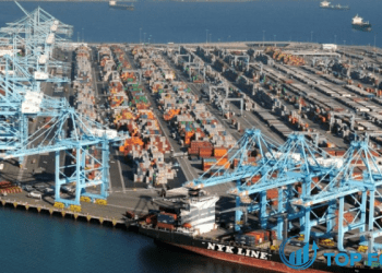 Hoạt động kinh doanh toàn cầu có dấu hiệu chậm lại trong tháng 8