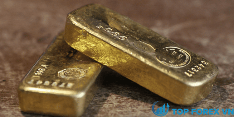 Giá vàng tiếp tục giảm sau khi chạm mức đáy 7 tháng