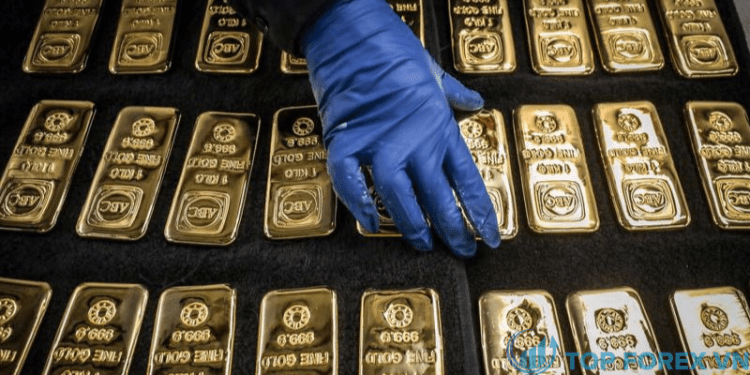 Giá vàng ngày 28/12: vàng thế giới leo đỉnh 3 tuần