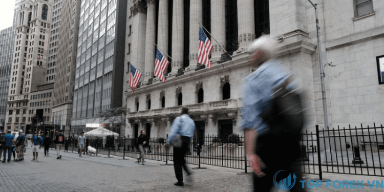 Phố Wall giảm điểm khi nhà đầu tư tiếp tục chốt lời