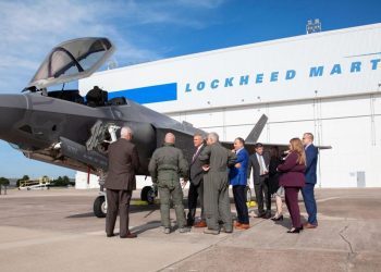 co phieu Lockheed Martin 3