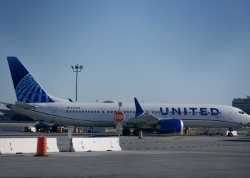 United Airlines yêu cầu Boeing bồi thường thiệt hại 