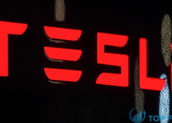 Cổ phiếu Tesla lao dốc sau thông báo cắt giảm việc làm 