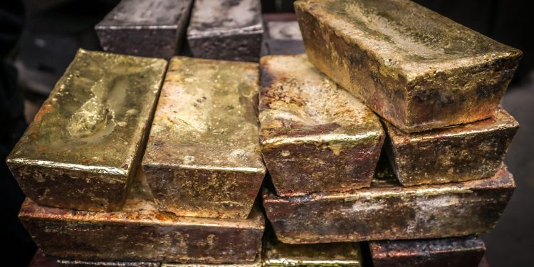 Giá vàng ngày 07/05: vàng thế giới tăng hơn 1%