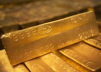 Giá vàng ngày 21/05: vàng thế giới lập đỉnh lịch sử gần 2.450 USD