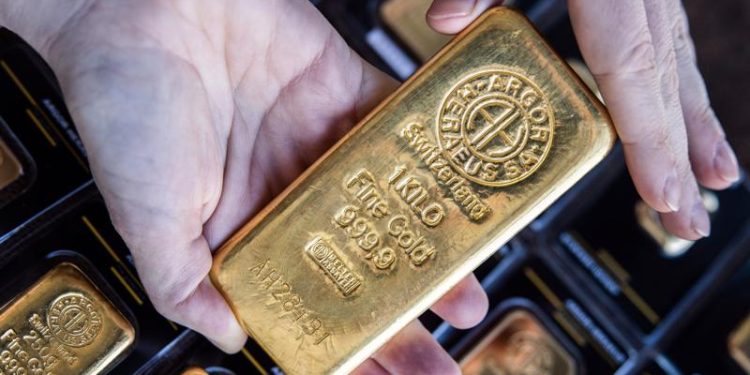 Giá vàng ngày 18/06: vàng thế giới giảm gần 1%