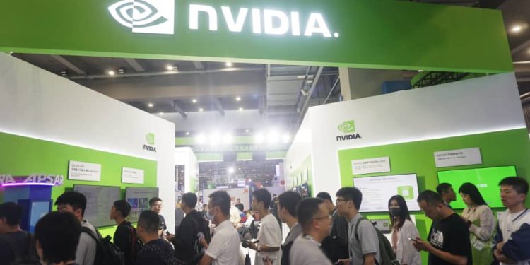 Mức tăng đáng kinh ngạc của Nvidia tăng thêm sức mạnh cho Phố Wall