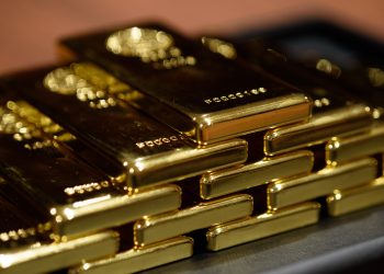 Giá vàng ngày 25/07: vàng tăng nhẹ nhờ đồng USD yếu