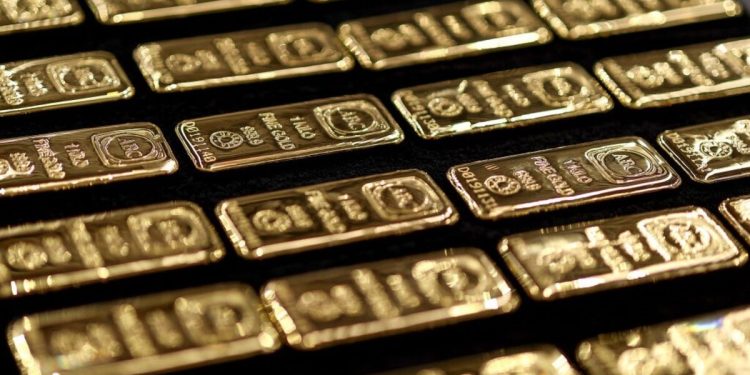 Giá vàng ngày 02/07: vàng thế giới tăng nhẹ chờ dữ liệu việc làm của Mỹ