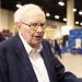 Berkshire Hathaway giảm gần một nửa cổ phần nắm giữ tại Apple