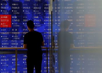 Chứng khoán Nhật Bản phục hồi mạnh mẽ sau đợt bán tháo